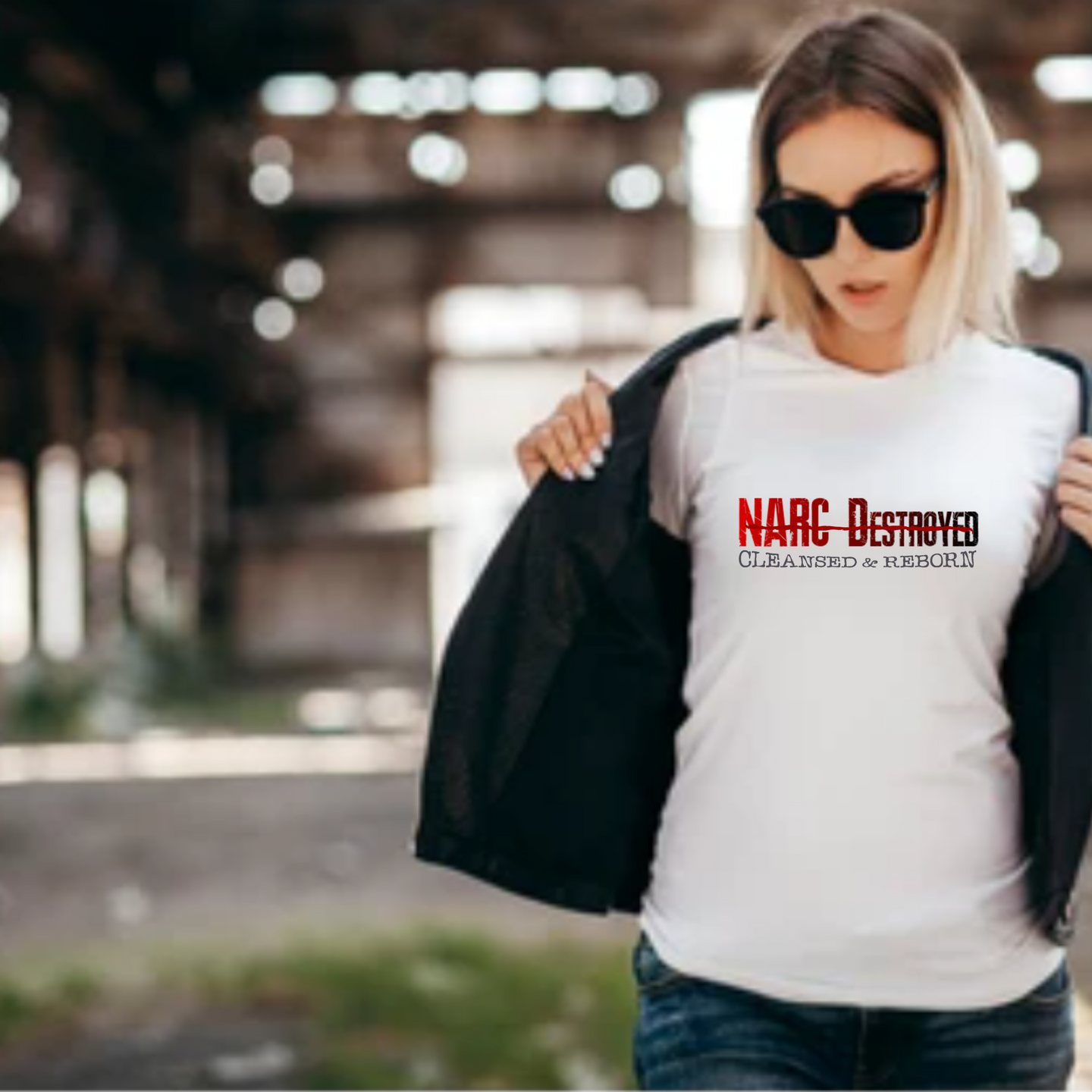 BEAUTY AND THE NARCISSIST