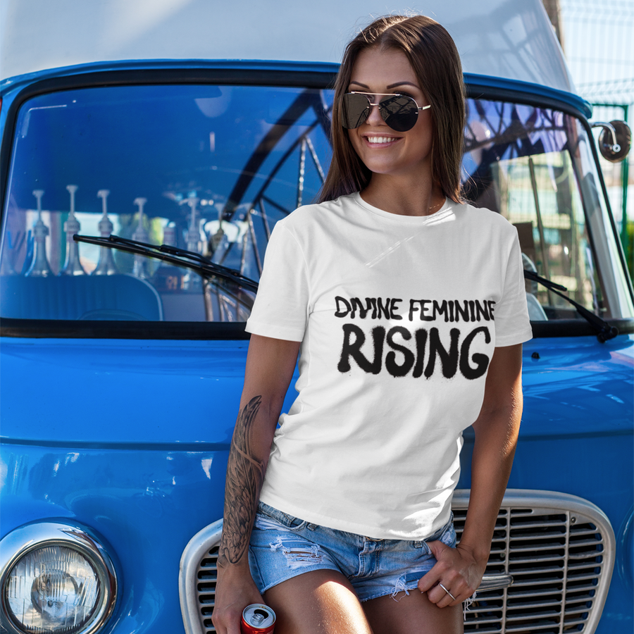 Divine Feminine Rising Women's short sleeve t-shirt - Warrior Goddess